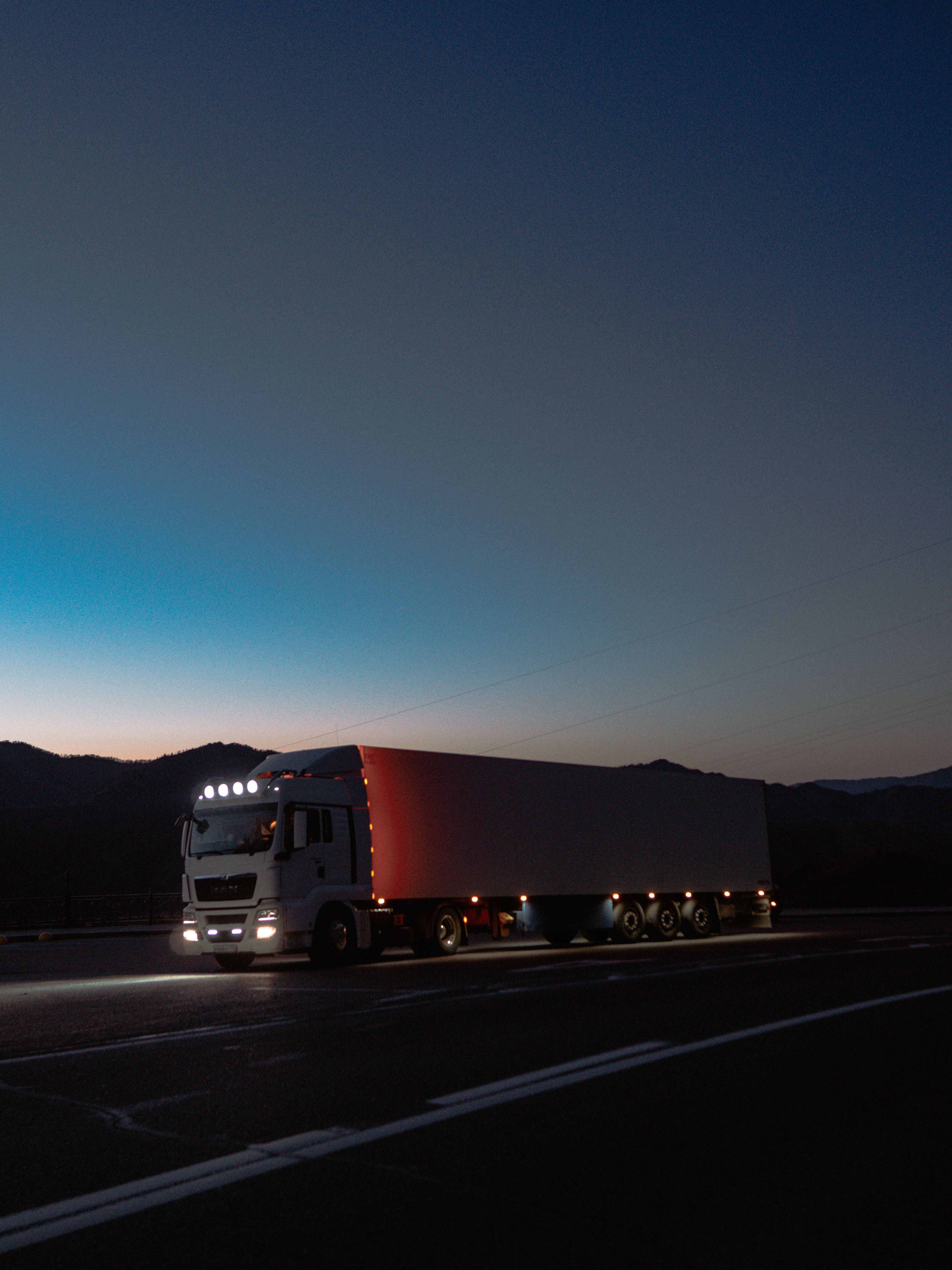 Camion Al Rayane en circulation